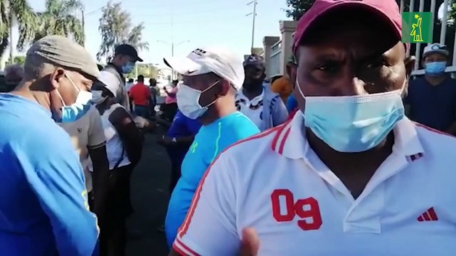 Diferencias entre alcaldía, empresarios y vendedores frustran inicio de la pulga