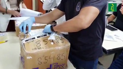 Escondidas en latas y libros infantiles agentes paraguayos encuentran cocaína y marihuana