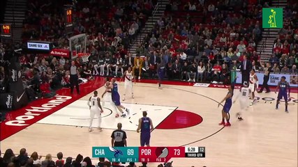 Damian Lillard anotó 30 en triunfo de Portland