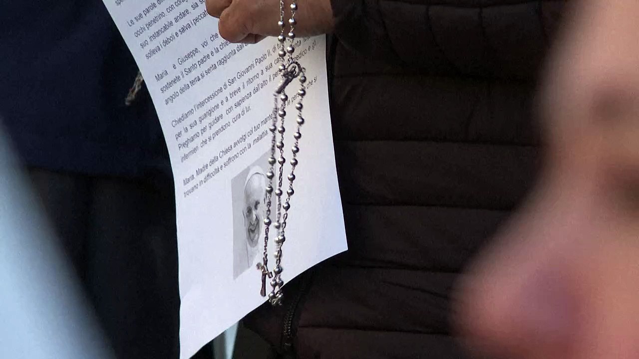 URGENTE: Estado de saúde do papa Francisco segue sendo 'crítico', anuncia Vaticano
