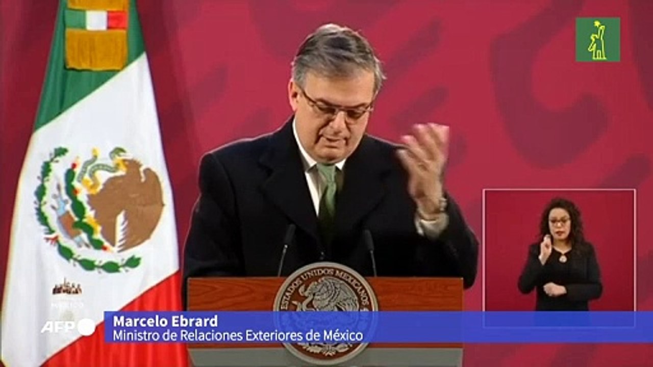 México recibe el miércoles primer lote de vacunas contra covid-19, descarta cierre de vuelos