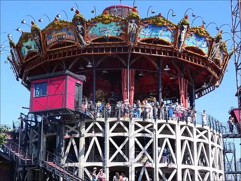 Le carrousel des mondes marins à Nantes
