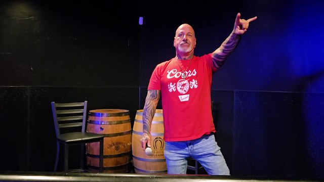 DEF LEPPARD - LET IT GO (PERFORMED LIVE AT THE WESTERNER)