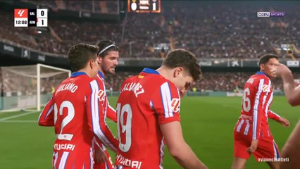 La Liga : L'Atlético écrase Valence et prend la tête du championnat