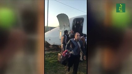 Un avión comercial iraní acaba su aterrizaje en una autopista