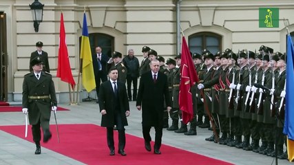 Ucrania y Turquía buscan más intercambio comercial y ayuda militar