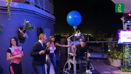 Daniel Sarcos y Lisbeth Santos presentarán "La guerra de los sexos"