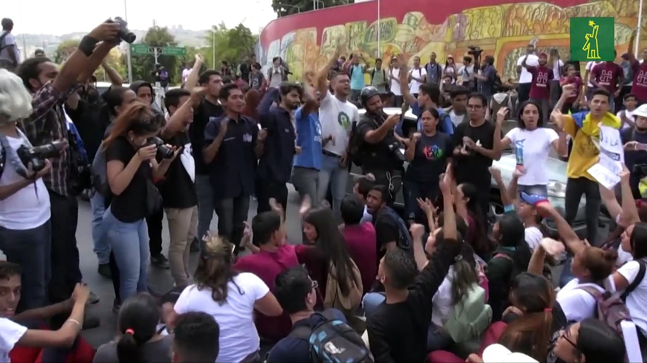 Opositores y oficialistas protagonizaron jornada de manifestaciones en Venezuela