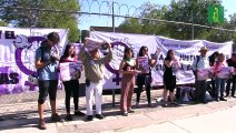 Mujeres se plantan frente a cárcel mexicana para pedir justicia contra violador