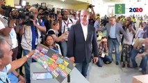 Gonzalo Castillo ejerce su derecho al voto