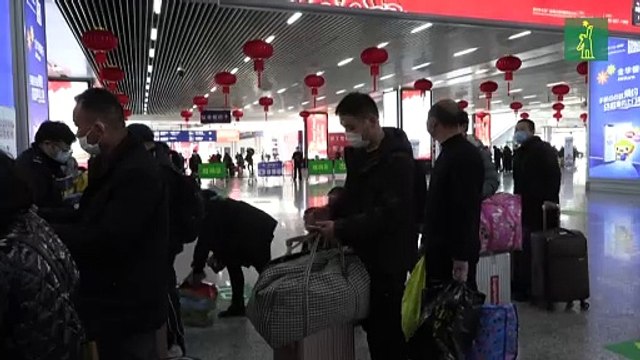 Mascarillas, termómetro, nuevas tecnologías: la nueva vida diaria en la China del coronavirus