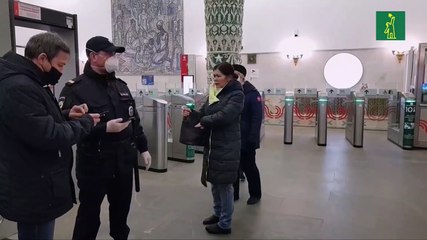 Moscú endurece el control de cuarentena con pases digitales y entre críticas