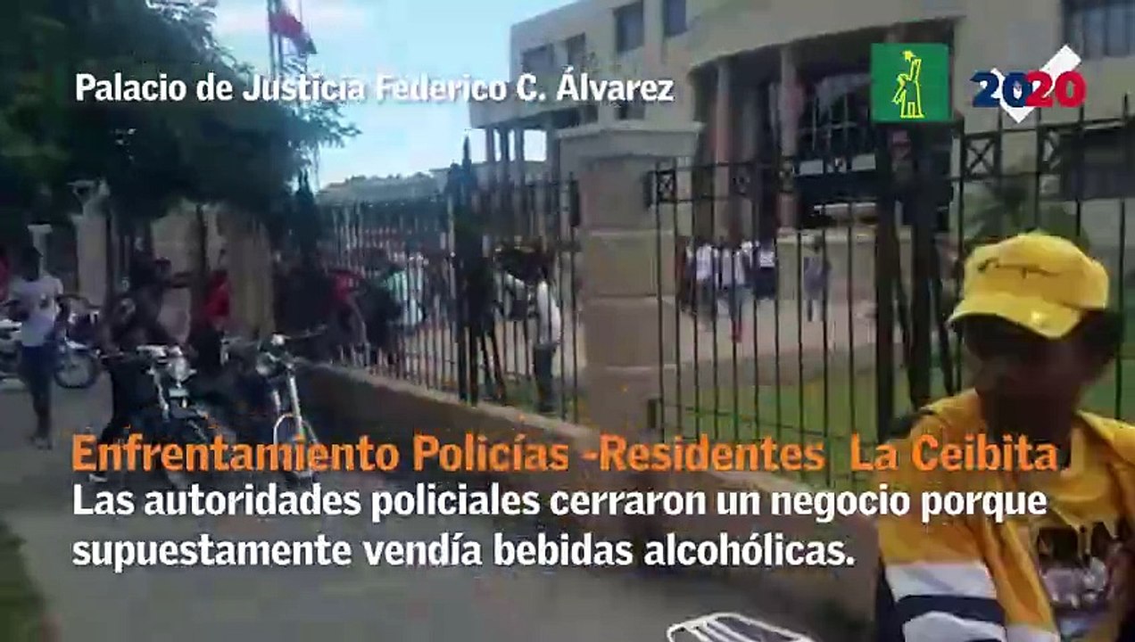 Enfrentamiento entre residentes del sector la Ceibita y agentes policiales tras cierre de negocio