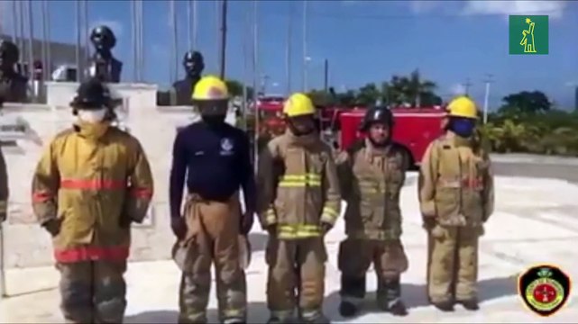 Bomberos de Verón Punta Cana rinden homenaje a los caídos por el COVID-19