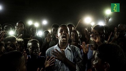 El grito pacífico de jóvenes en Sudán, de Yasuyoshi Chiba, gana el World Press Photo