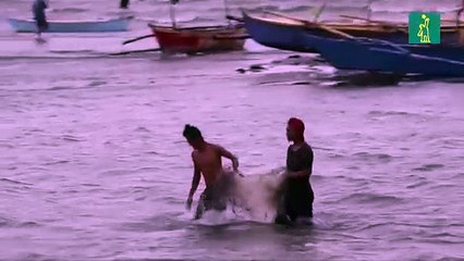 Tifón Vongfong arrasa islas del centro de Filipinas al tocar tierra 6 veces