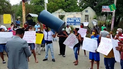 Moradores de la comunidad Los Ranchos de Santiago denuncian falta de agua desde hace dos meses