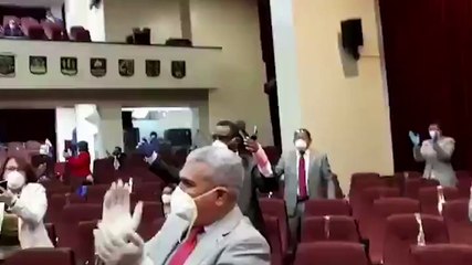 Diputados de la oposición política exigen el inicio de la sesión que estaba pautada para las 11 de mañana