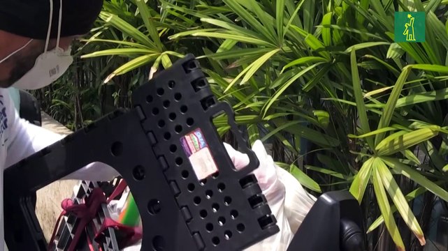 Caídos del cielo : Voluntarios llevan almuerzos a ancianos en una Caracas en cuarentena