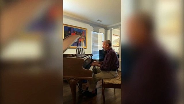 Guillo Carias le dedica una canción a Rafael Solano por su cumpleaños