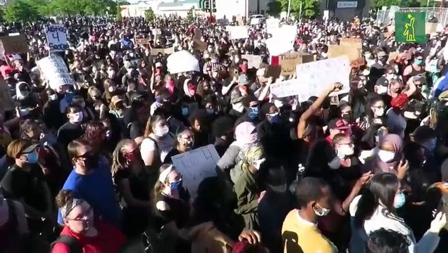 Los disturbios continúan en Mineápolis