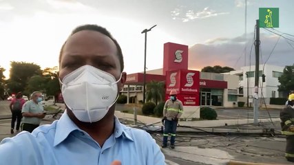 Edesur denuncia van cuatro accidentes que tumban postes de luz en una semana