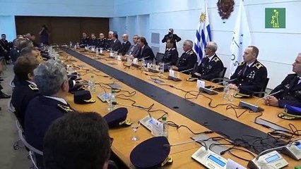 De covid y miel: Gobierno multicolor supera primer año complejo en Uruguay