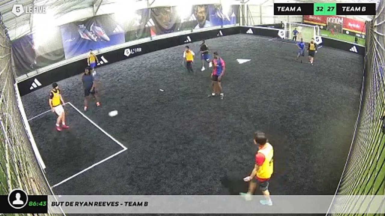 But de Ryan Reeves - Team B