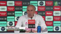 Zidane ve a Ramos jugando hasta los 40: 