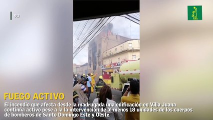 Incendio en Villa Juana continúa activo