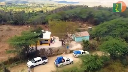 Ozuna ayuda a construir y amueblar casa a la solidaria “Doña Numa”