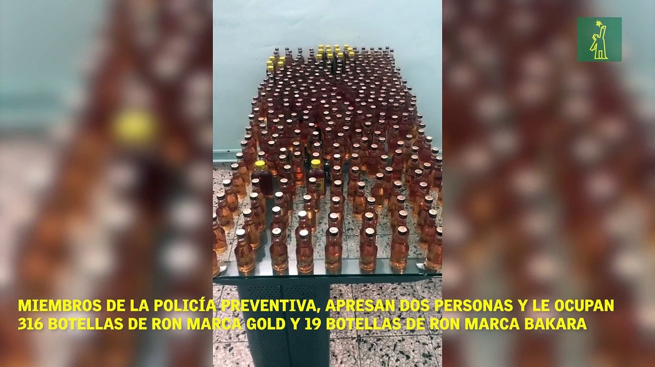 Miembros de la policía preventiva, apresan dos personas y le ocupan 316 botellas de ron marca Gold y 19 botellas de ron marca Bakara