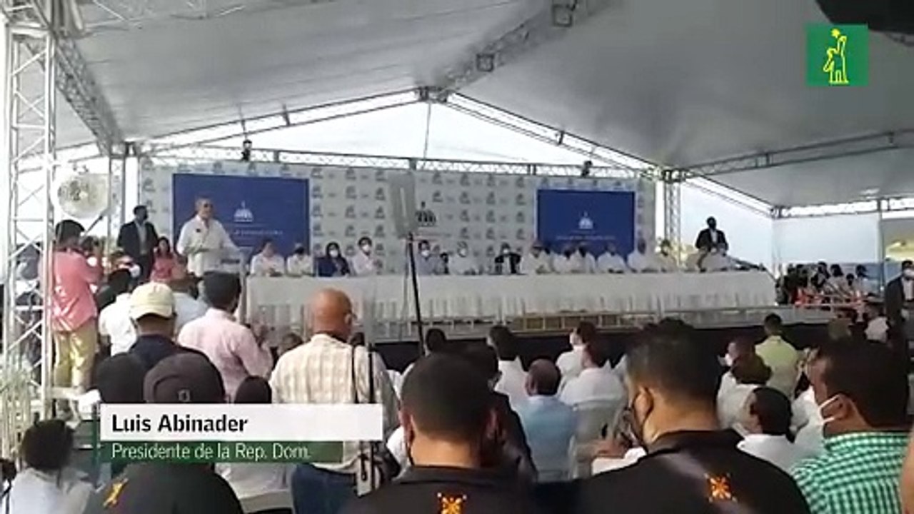Gobierno inicia desde Santiago el plan nacional de viviendas Familia Feliz