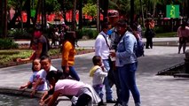 Los mexicanos festejan el Día del Padre entre ansias de normalidad y recelo