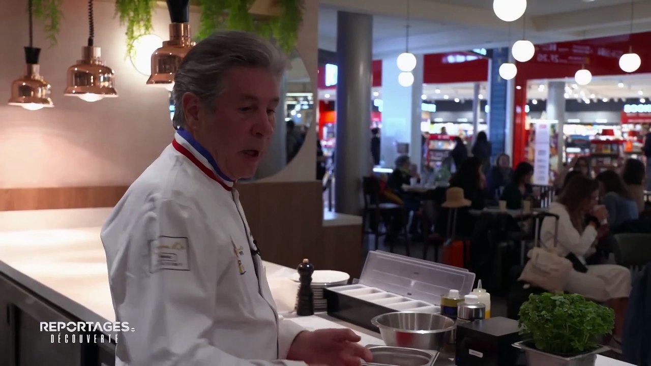 Grands Reportages - Roissy comme vous ne lavez jamais vu｜TF1 INFO