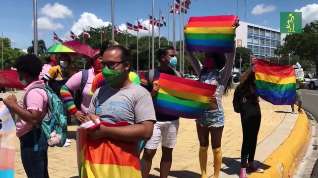 Comunidad LGBTI dominicana exige ante el Congreso rectificar el Código Penal.
