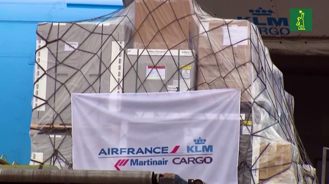 Llega a Chile el primer lote de vacunas de Covax con 158.000 dosis de AstraZeneca