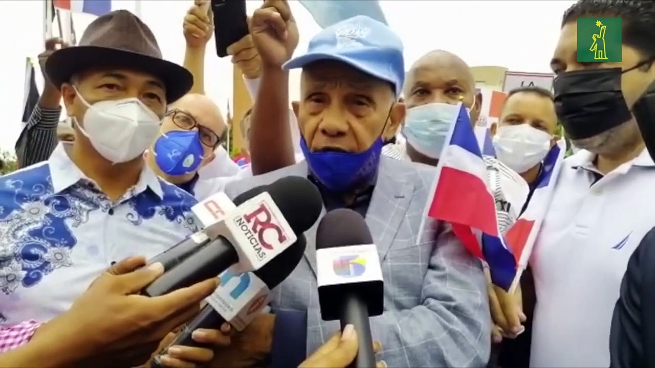 Religiosos piden frente al Congreso que se apruebe el Código Penal sin modificaciones