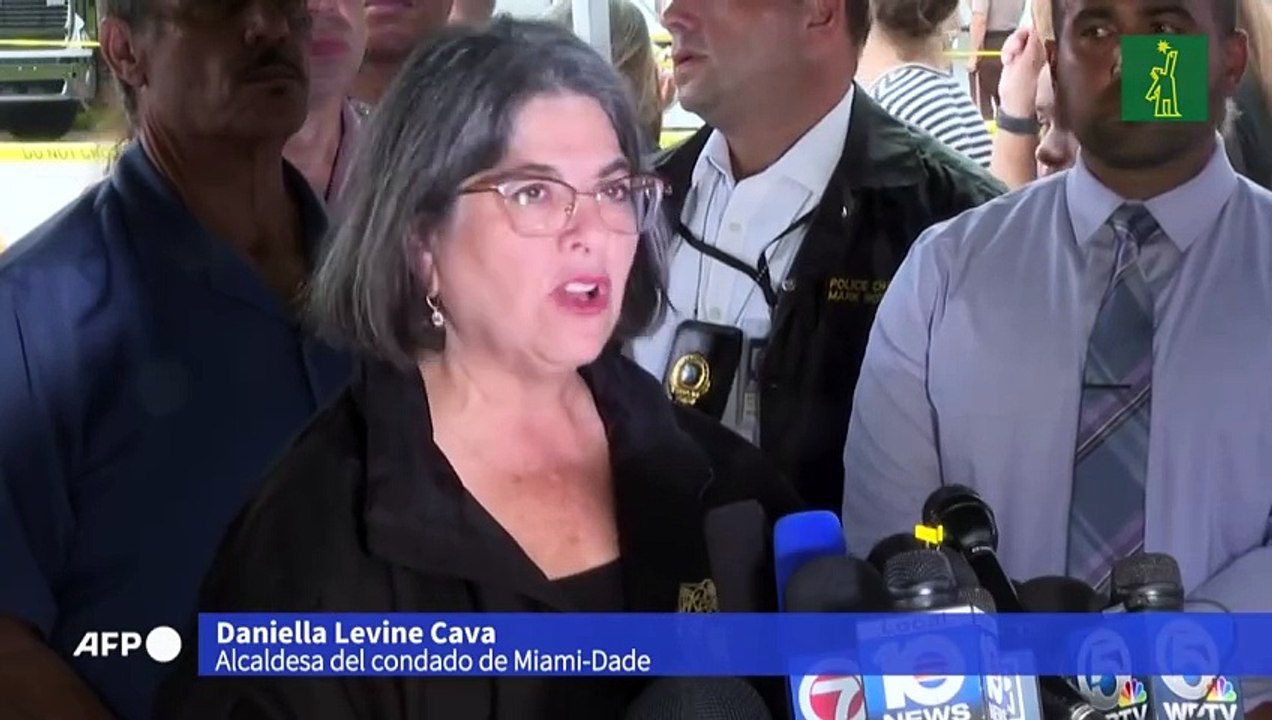 Un incendio dificulta las tareas de rescate en el edificio derrumbado en Florida