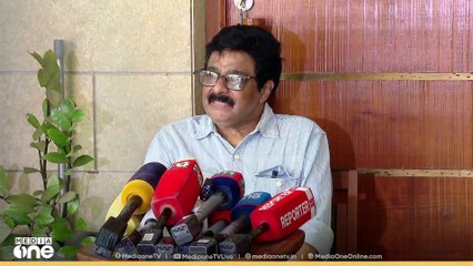 ' മുസ്‌ലിം സ്ത്രീകള്‍ പൈലറ്റാകുന്ന കാലമാണ്, അവര്‍ വീട്ടിലൊതുങ്ങുന്നവരല്ല'