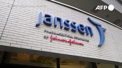 Vacuna de J&J "aumenta riesgo" de rara enfermedad del sistema nervioso