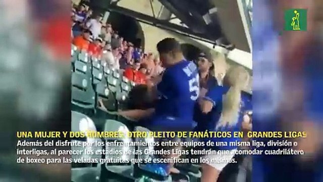Una mujer y dos hombres: otro pleito de fanáticos en las gradas de Grandes Ligas