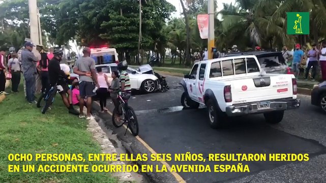 Ocho personas, entre ellas seis niños, resultaron heridos en un accidente ocurrido en la Avenida España