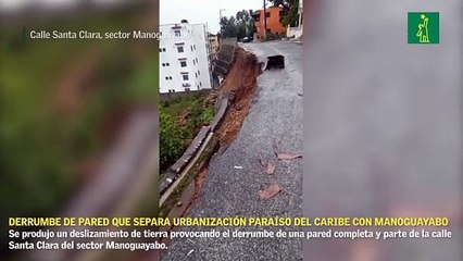 Derrumbe de pared que separa a la Urbanización Paraíso del Caribe con Manoguayabo