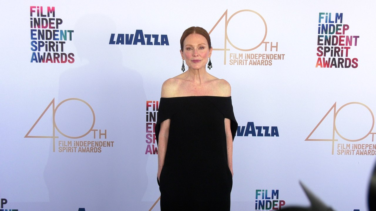 Julianne Moore 2025 Film Independent Spirit Awards Blue Carpet Arrivals