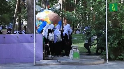 Chile recibirá al menos 10 familias de Afganistán, la mayoría son mujeres