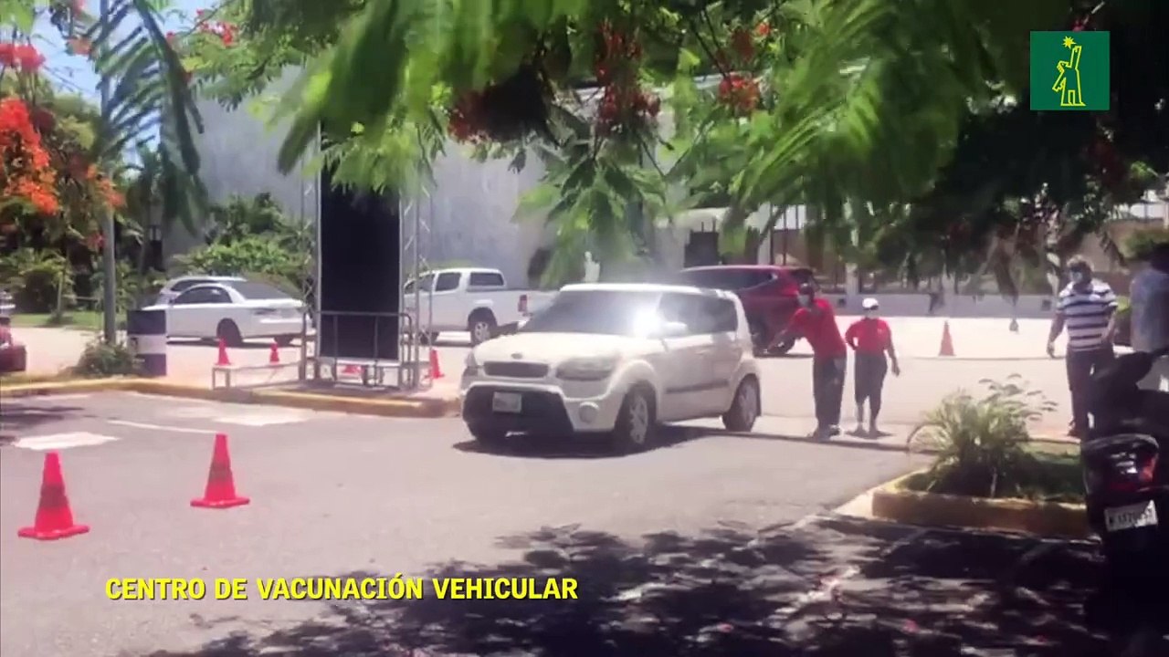 Centro de vacunación vehicular