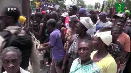 Camiones que transportaban ayuda en una carretera de Haití son saqueados