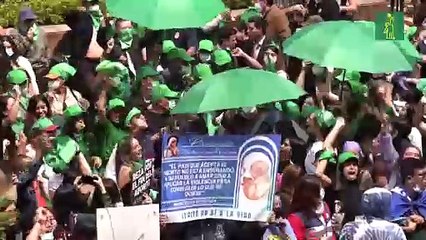 Feministas de Colombia advierten que aplazar decisión sobre aborto pone en riesgo a más mujeres