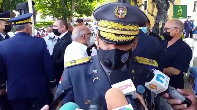 En reparación 10 de los más de 40 vehículos policiales que están dañados en Santiago